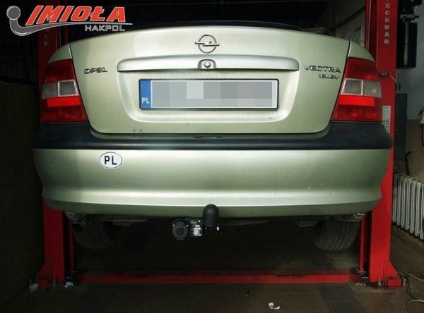 фото Фаркоп Imiola для Opel Vectra хетчбек/седан/универсал 1995-1998, Opel Vectra седан/универсал 1998-2002