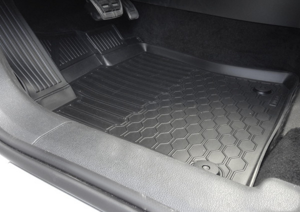 Комплект ковриков салона и багажника Rival для Skoda Kodiaq 5-дв. (5 мест) 2017-н.в., полиуретан, с крепежом, с перемычкой, 6 шт., K15105001-2