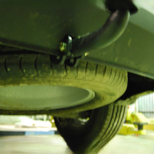 фото Фаркоп Imiola для KIA Sorento II «рестайлинг» (2012-2020)