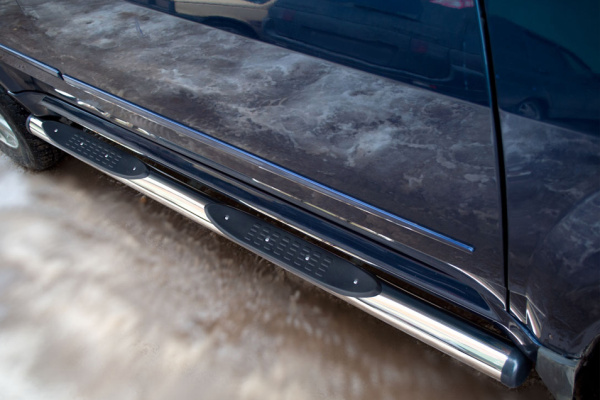 Фото Пороги труба d76 с накладками (вариант 2) GREAT WALL HOVER H5 2010-