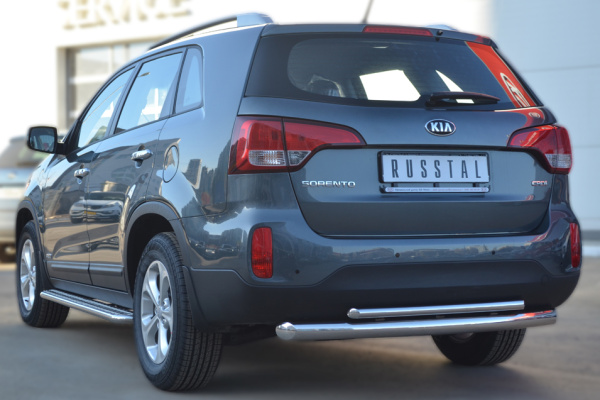 Фото Защита заднего бампера d76/d42 (дуга) KIA Sorento 2012-