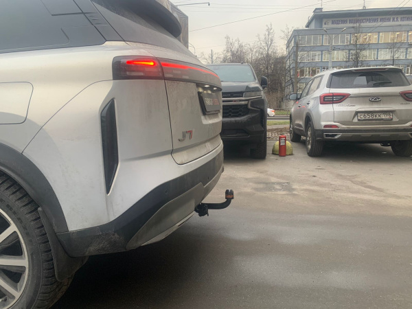 фото Фаркоп Bosal - Oris - Weso для Omoda C5 (2024-) "только для рестайлинг с резьбовыми отверстиями на вертикальных стенках лонжеронов"