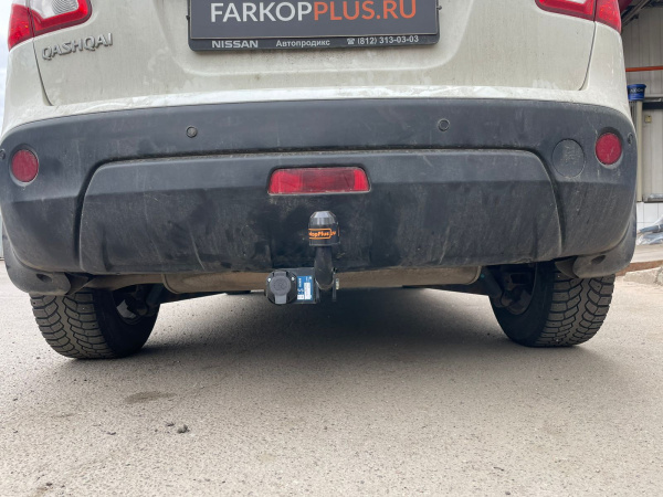 фото Фаркоп BERG для Nissan Rogue Sport I (2017-2022)