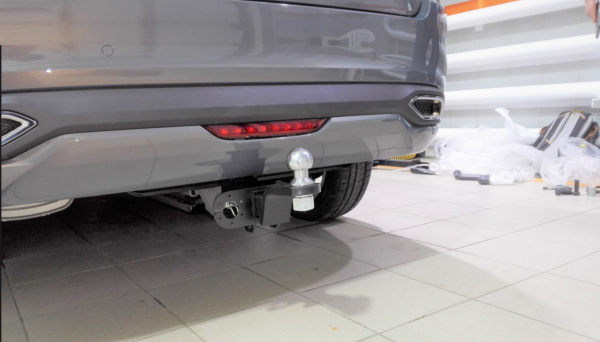 фото Фаркоп BERG для Lada Vesta NG SW «универсал» I «рестайлинг» (2023-) "быстросъемный под квадрат"