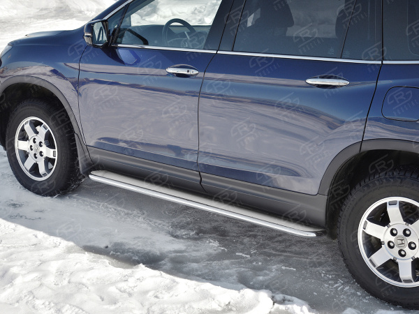 Фото Пороги труба d42 с листом (лист нерж, проф. нерж) (вариант 3) HONDA PILOT 2016-