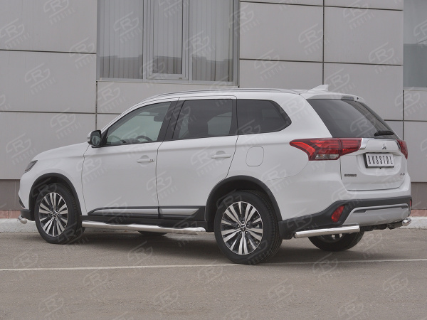 Фото Защита заднего бампера уголки d63 (секции) MITSUBISHI Outlander 2018-