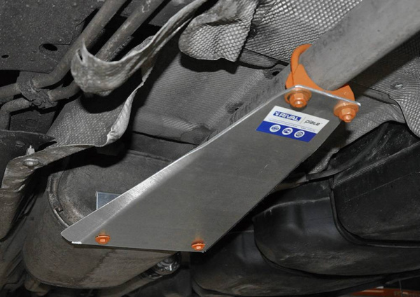 Фото Защита глушителя Автоброня для Volkswagen Multivan 2003-2015