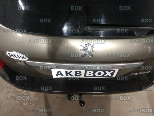 фото Фаркоп Imiola для Peugeot 308 универсал 2008-2013