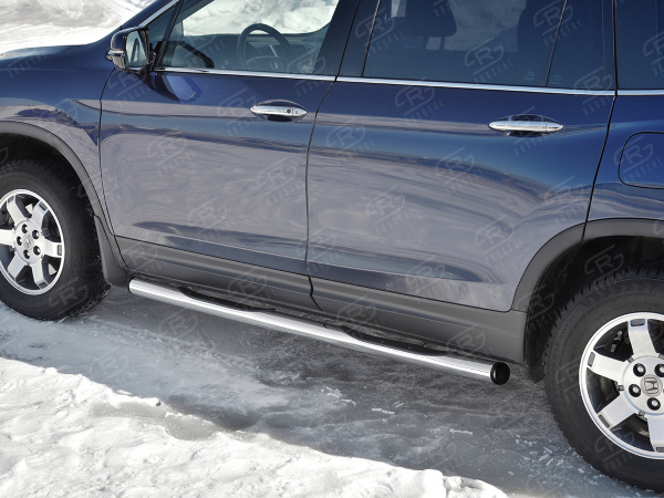 Фото Пороги труба d76 с накладкой (вариант 2) HONDA PILOT 2016-