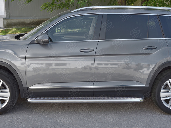 Фото Пороги труба d63 с листом (лист алюм, проф. нерж) (вариант 1) VOLKSWAGEN TERAMONT 2017-