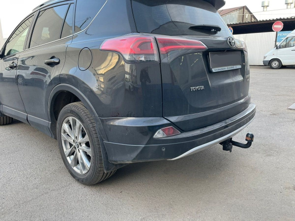 фото Фаркоп BERG для Toyota RAV4 «XA40» IV «рестайлинг» (2013-2019)