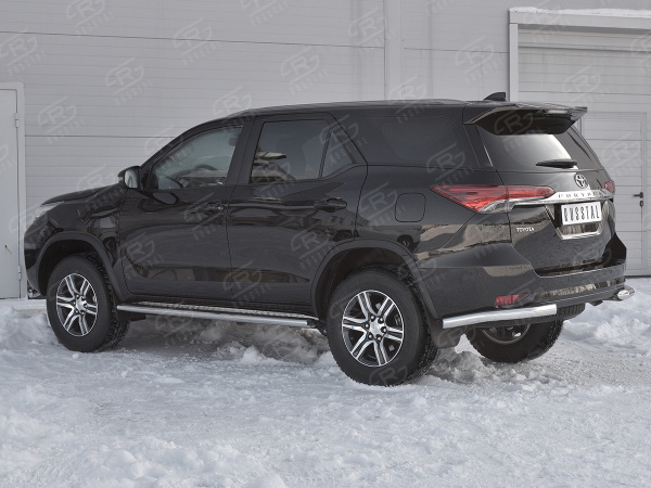 Фото Защита заднего бампера уголки d63 секции TOYOTA FORTUNER 2017-