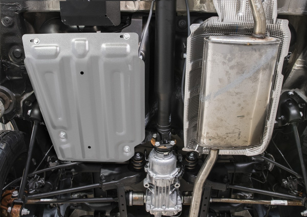 Фото Защита топливного бака Rival для Renault Duster 4WD 2011-2015 2015-