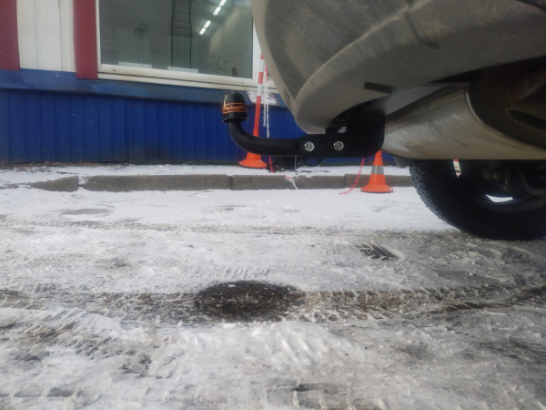 фото Фаркоп Bosal - Oris - Weso для Omoda C5 (2022-) "без резьбовых отверстий на вертикальных стенках лонжеронов"