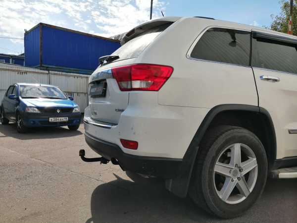 фото Фаркоп Bosal - Oris - Weso для Jeep Jeep Grand Cherokee IV «WK2 рестайлинг» (2013-2022)