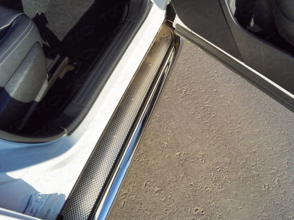 Фото Пороги с площадкой (нерж. лист) 60,3 мм для Subaru Forester (S5) 2018-