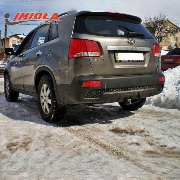 фото Фаркоп Imiola для Kia Sorento 2009-2012