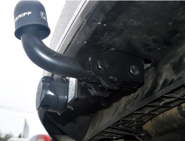 фото Фаркоп Imiola для Volkswagen Passat B7 2010- седан/универсал, Passat Alltrack B7 2012-2015