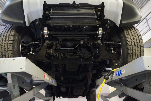 Фото Алюминиевая защита картера, раздатки, топливного бака и АКПП (4 части) Mitsubishi L200 (2006 по наст.)