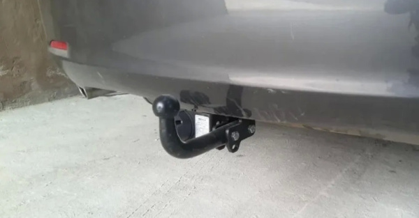 фото Фаркоп Imiola для Toyota Venza 2013-