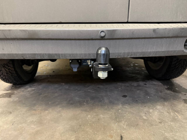 фото Фаркоп BERG для Lada Largus I (2012-) "быстросъемный под квадрат"