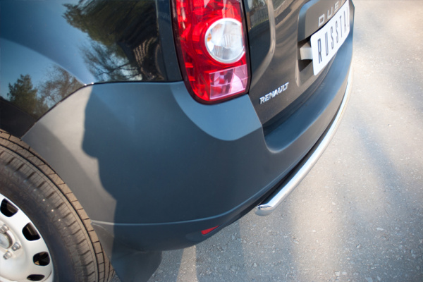 Фото Защита заднего бампера d42 (дуга) RENAULT Duster 4x2 2011-2014