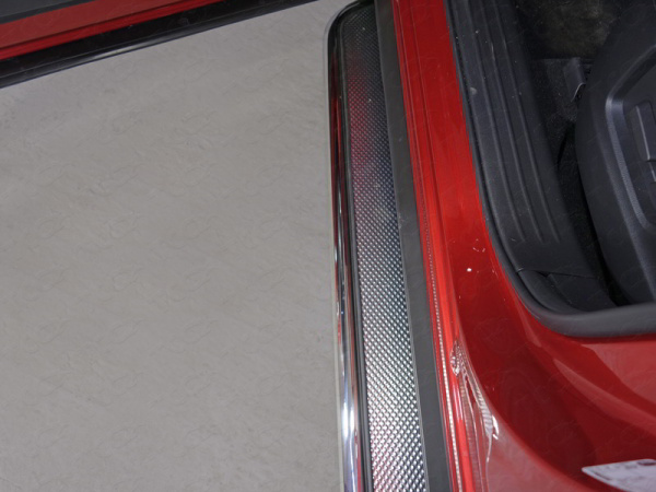 Фото Пороги с площадкой (нерж.лист) 42,4 мм для Mazda CX-9 2017-