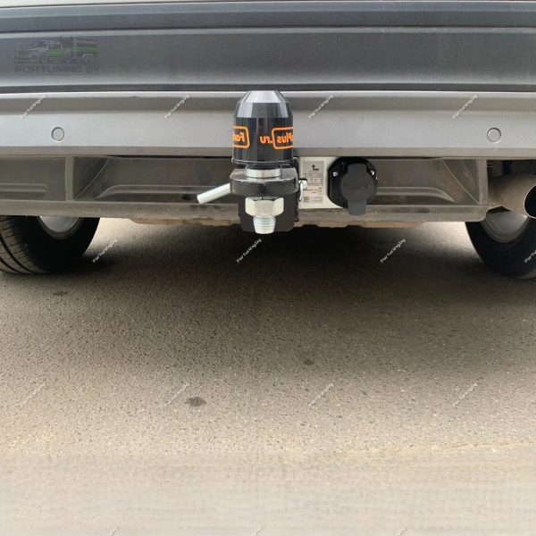 фото Фаркоп Leader Plus (Россия) «быстросъемный» для Volkswagen Tiguan II (2016-2025)