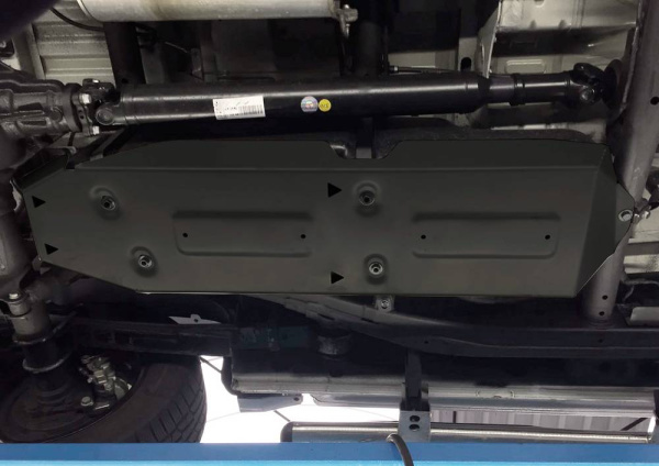 Фото Защита топливного бака Автоброня для Volkswagen Amarok 2010-2016 2016-