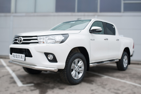 Фото Пороги труба d76 с накладкой (вариант 1) TOYOTA Hilux 2015-