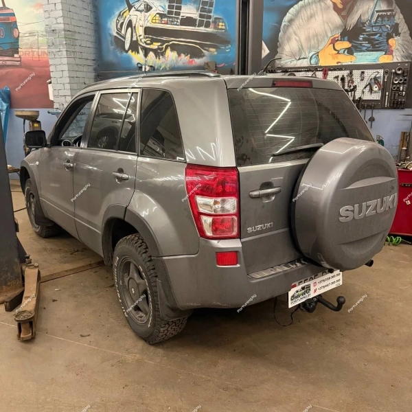 фото Фаркоп AvtoS (Россия) для Suzuki Grand Vitara II «5 дверей» (2005-2016) 