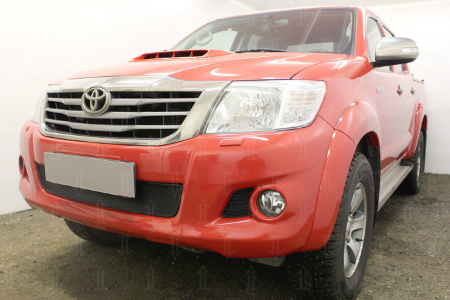 Защита радиатора Toyota Hilux 2011-2015 black