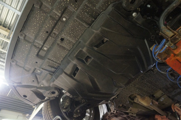 Фото Композитная защита картера и КПП Toyota Highlander (2007-2013)