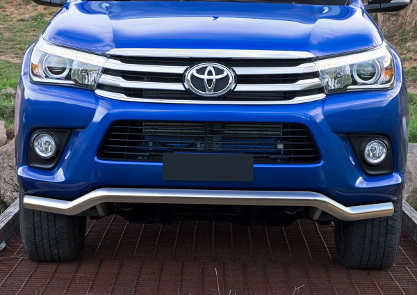 Фото Защита переднего бампера d57 волна Toyota Hilux 2015-