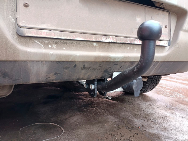 фото Фаркоп AvtoS для NISSAN Tiida (2007-2014)