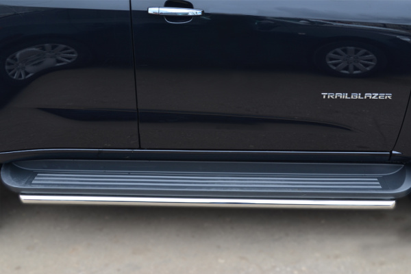 Фото Защита порогов d42 CHEVROLET Trailblazer 2012-