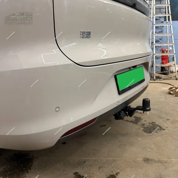 фото Фаркоп PT Group (Россия) «быстросъемный под квадрат» для LiXiang L7 (2023-)